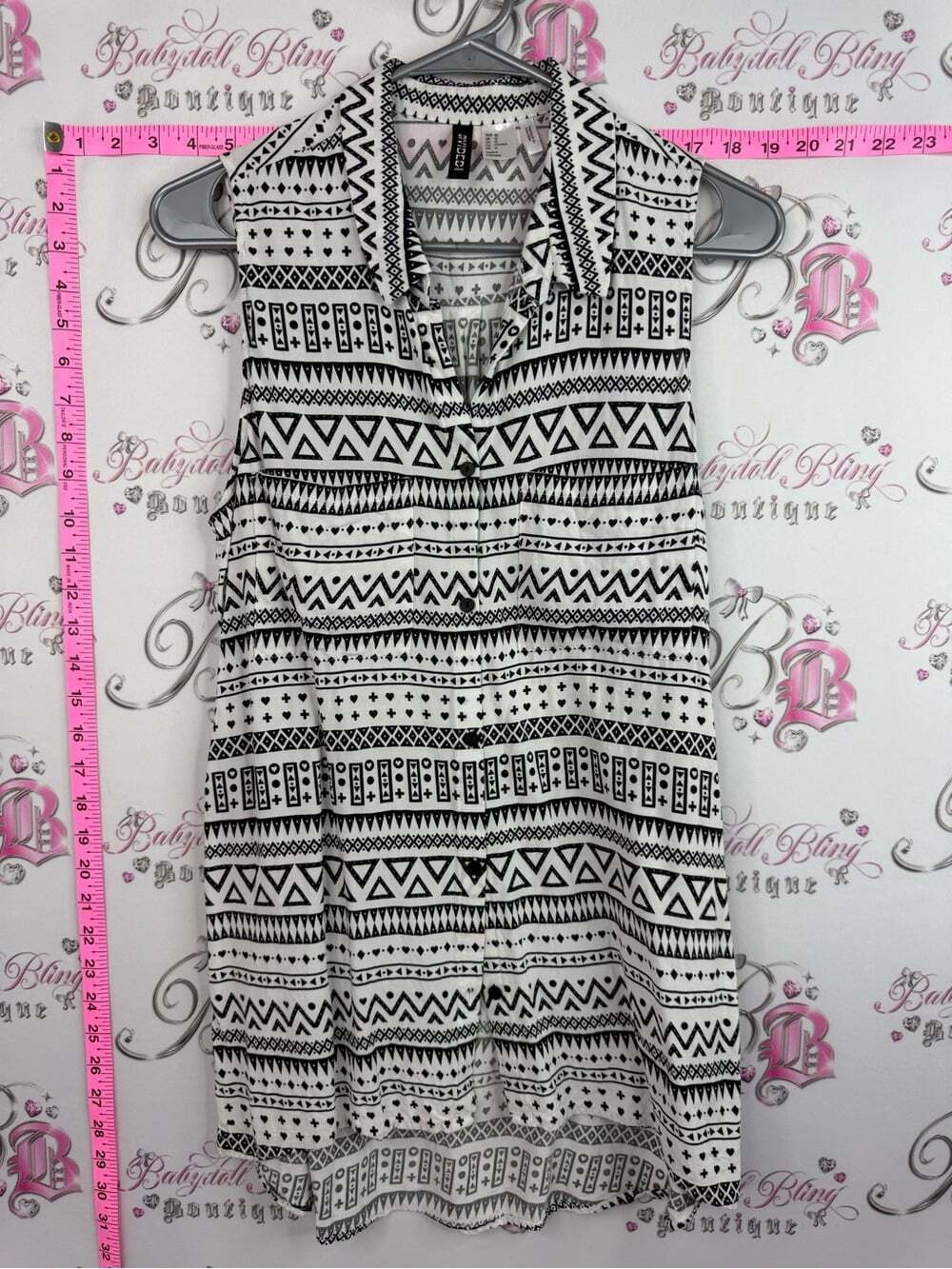 Divided Black & White Sleeveless Tribal Print Tank